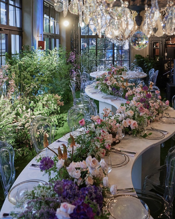 Украшение витрин: современная альтернатива декору