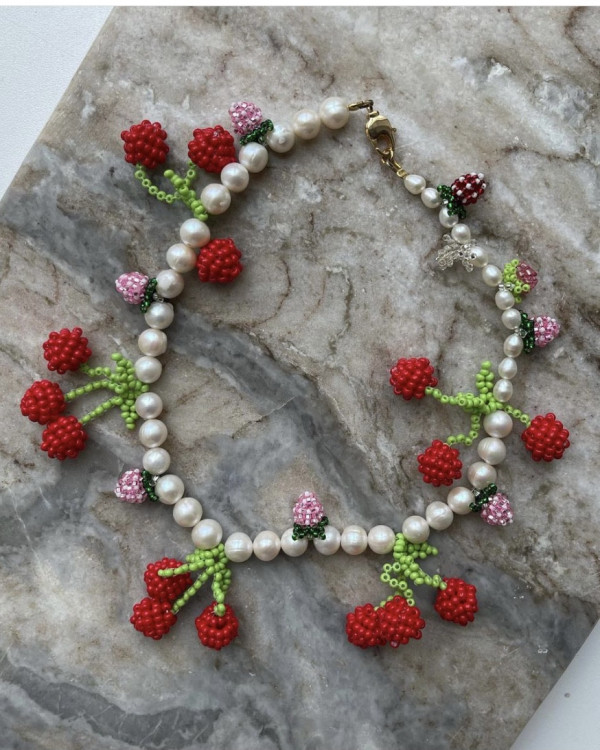 Где купить небанальные украшения из бисера?