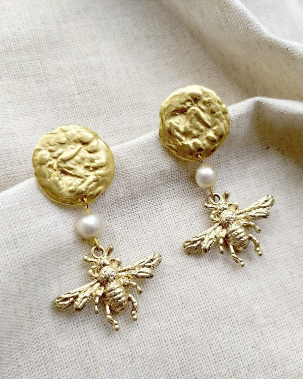 Крупные серьги  — свадебный тренд ближайших