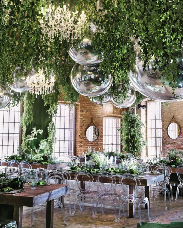 Зелень в свадебном оформлении: идеи и реальные