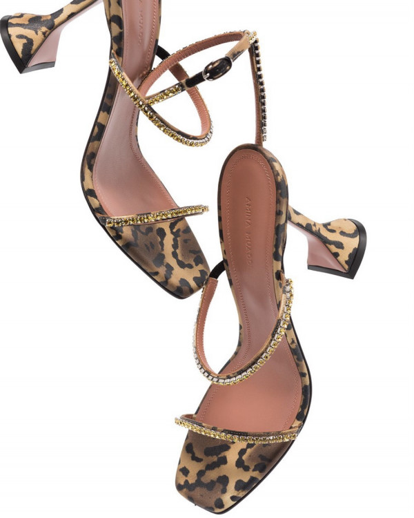 Как обыграть анималистичный принт в свадебном образе?