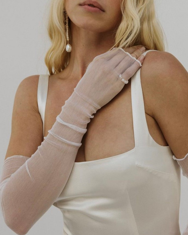 Свадебные перчатки  — это больше не