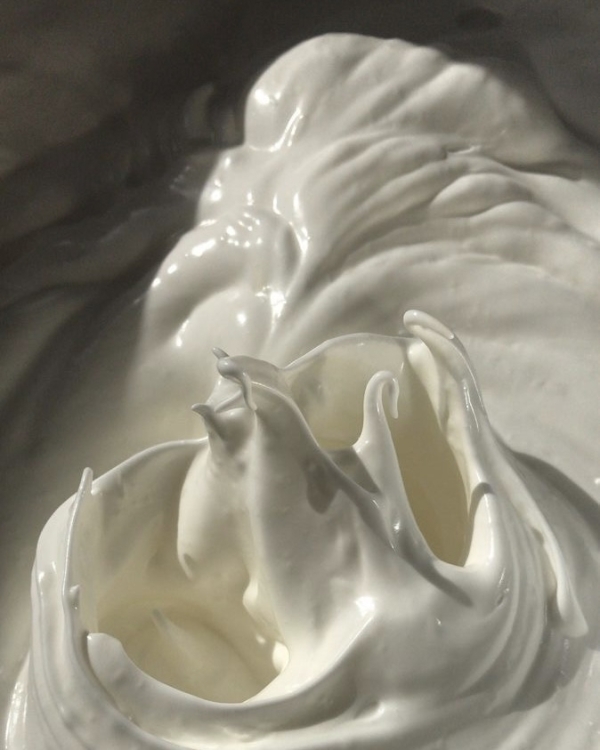 Бьюти-гороскоп на декабрь: когда делать стрижки, окрашивание,