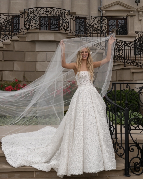 Свадебные новинки 2023 уже в салоне Blanche
