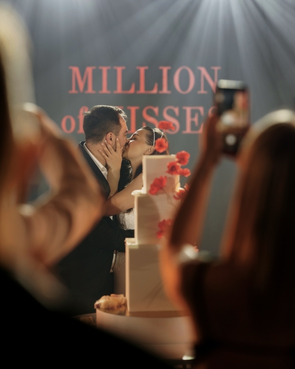 Свадьба с тысячами поцелуев от Key. Family