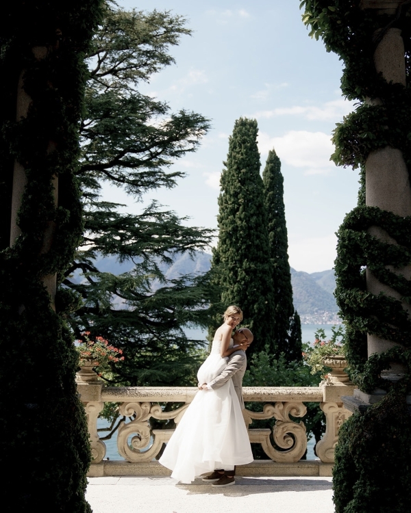 Самые запоминающиеся свадьбы сезона 2022