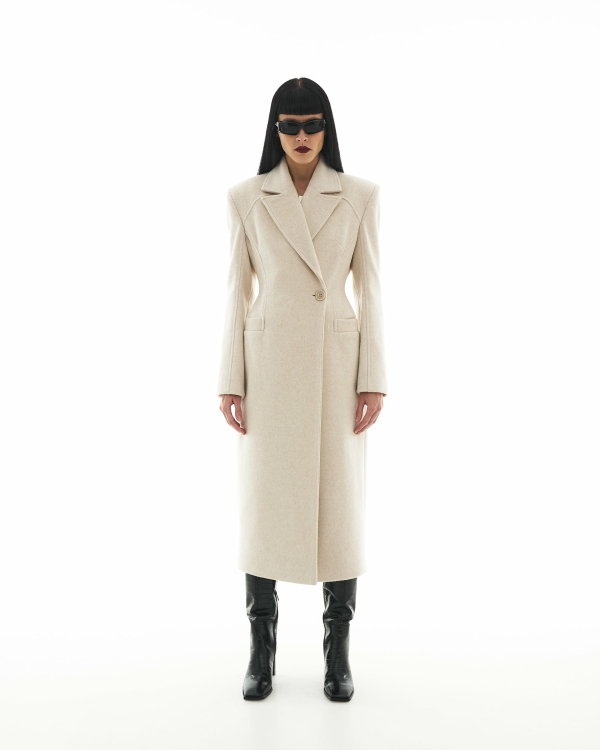 Свадьба в холодную погоду: пальто, тренчкоты и