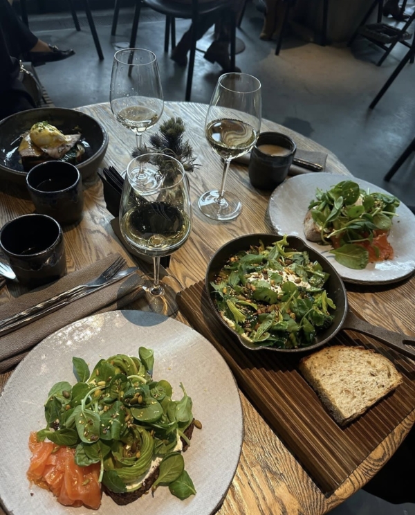 Кафе и рестораны, в которых будет удобно