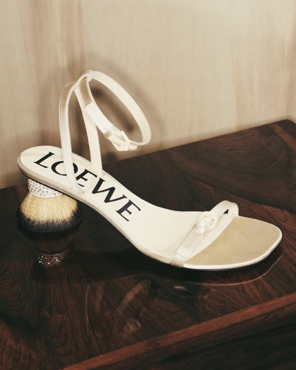 Удобные туфли на каблуке для невест: миф