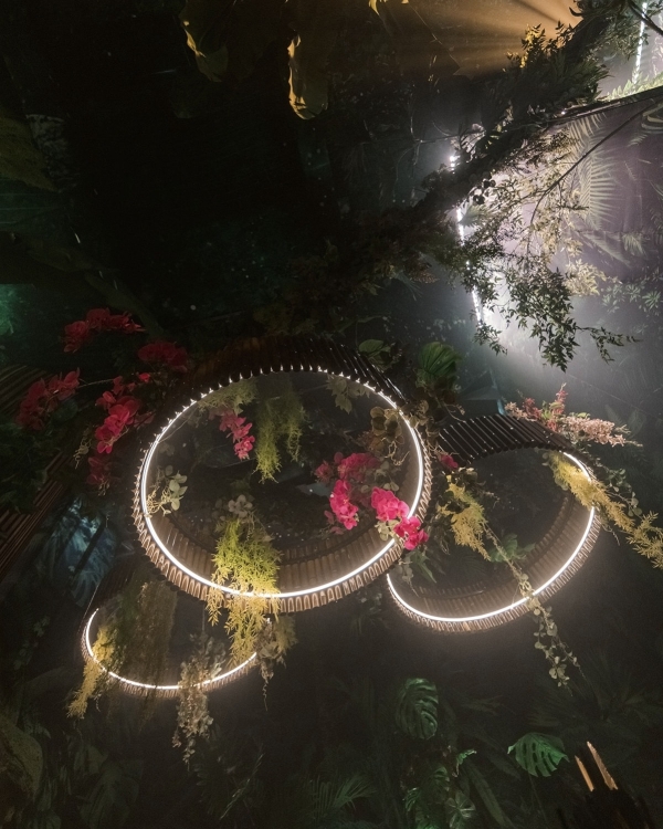 «Райский остров» в La Pino Hall в