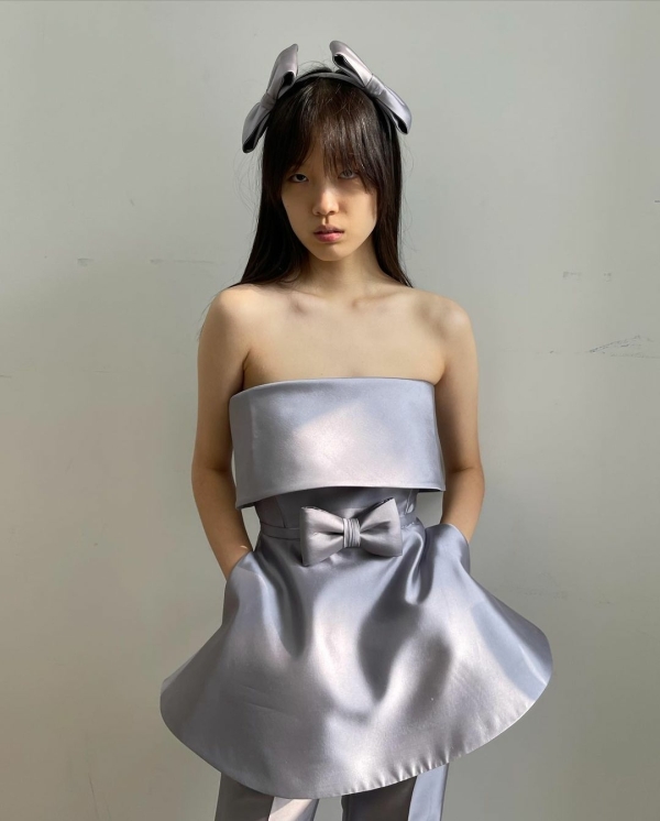 Банты в волосах — милый свадебный тренд,