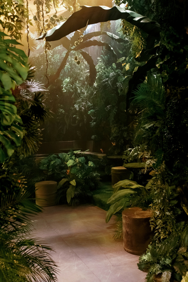 «Райский остров» в La Pino Hall в