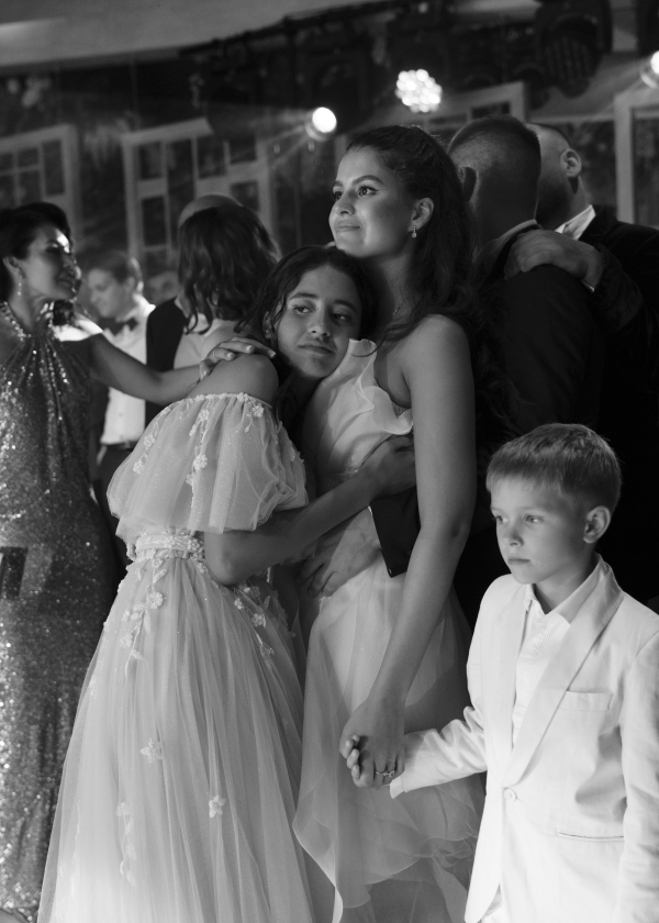 Интервью с невестой: о «Где он, а