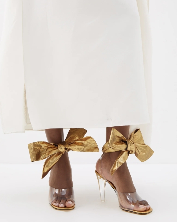 Красивым туфлям повод не нужен: 20 нарядных