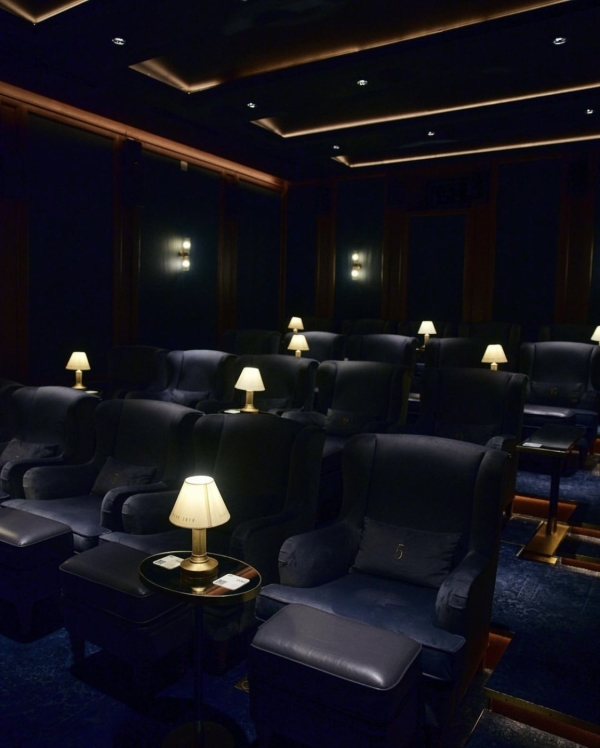 Salut! на Яузе, гараж-сейл в Цветном и