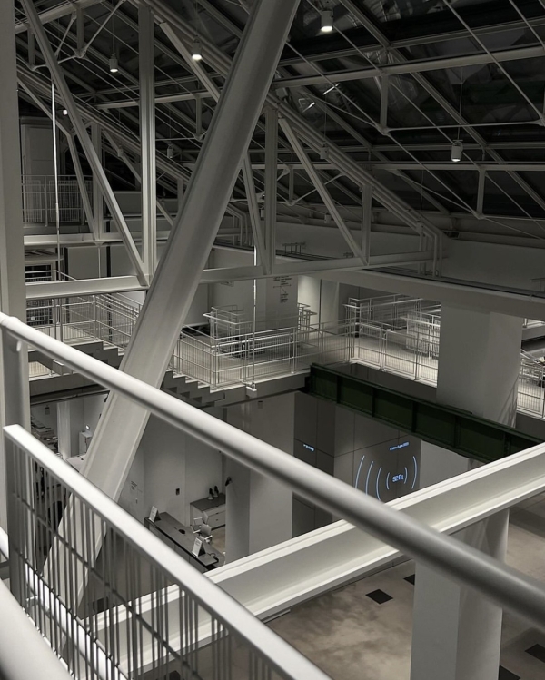 Благотворительная барахолка, испанские художники в Пушкинском и