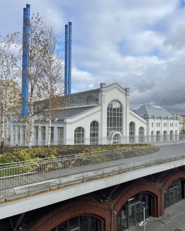 Лекция об «успешном успехе», каток с видом