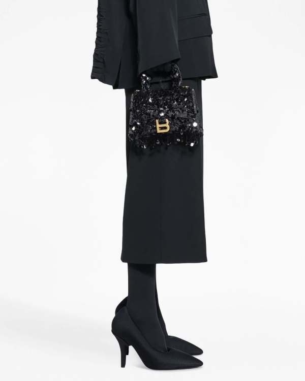 Shine Bright Like a Diamond: 25 мерцающих