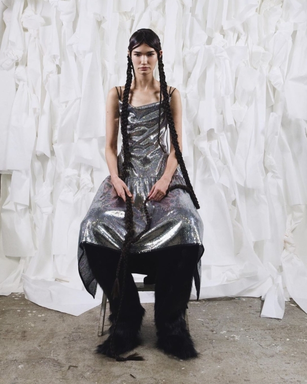 Shine Bright Like a Diamond: 25 мерцающих