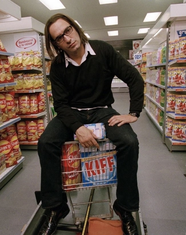 Благотворительная барахолка, испанские художники в Пушкинском и