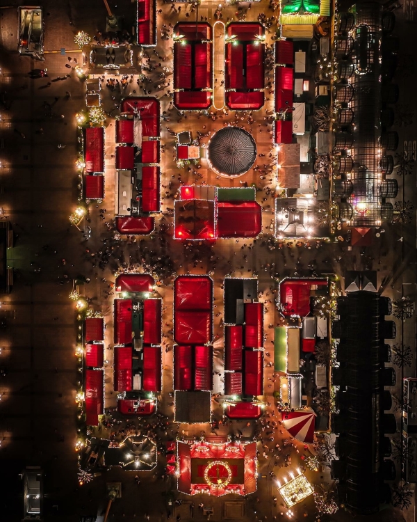 It's Begining to Look a Lot Like...