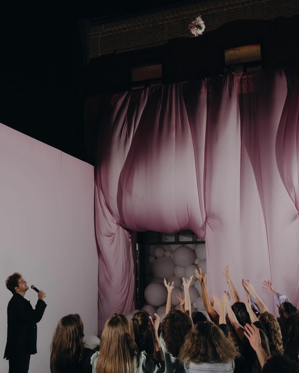 Сет-дизайн, AI и много розового. Показываем самые