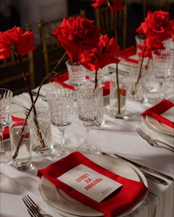 Сет-дизайн, AI и много розового. Показываем самые