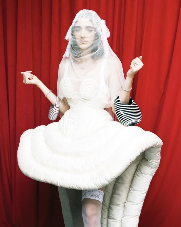 Готовь сани летом, а свадебный образ на