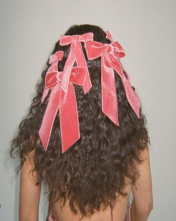 Банты: обратно в детство с новым трендом