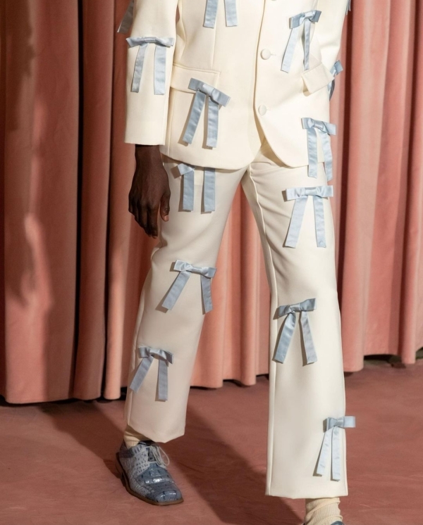 Банты: обратно в детство с новым трендом