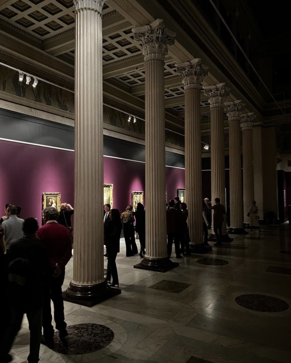 Благотворительная барахолка, испанские художники в Пушкинском и