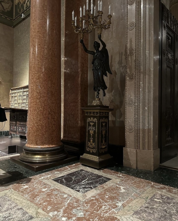 Лекция об «успешном успехе», каток с видом