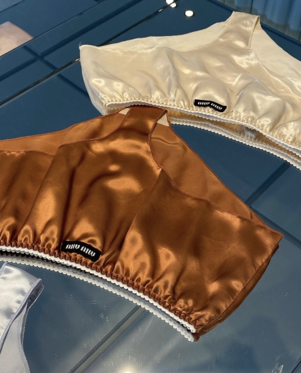 Как Miu Miu стал самым востребованным брендом