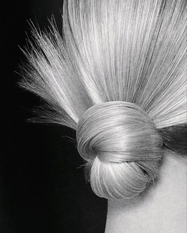 Можно не только распустить: стильные укладки на