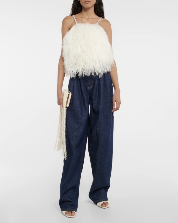 Готовь сани летом, а свадебный образ на