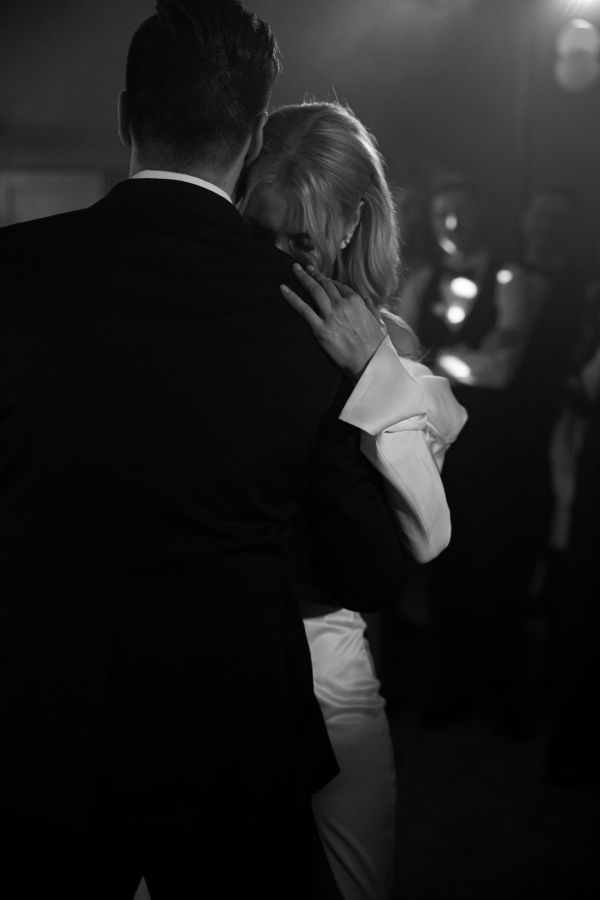 Романтичная свадьба в Петербурге с нежными образами