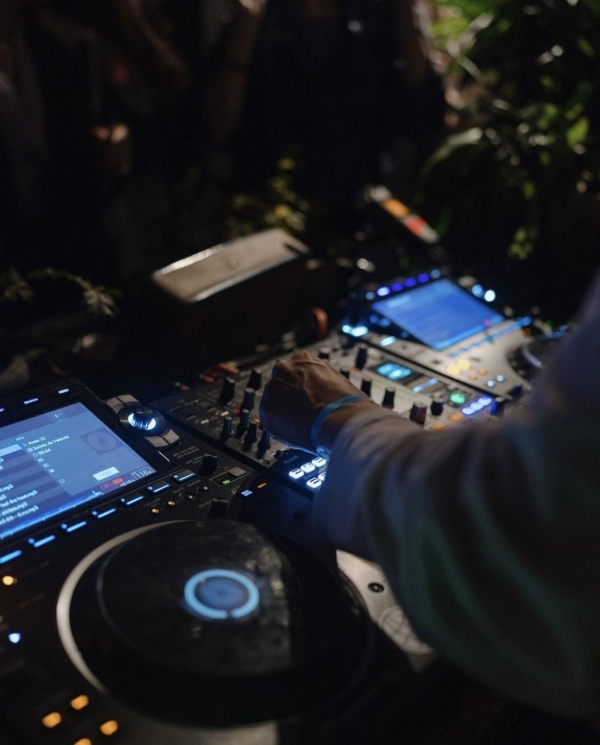 Salut! на Яузе, гараж-сейл в Цветном и