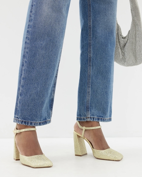 Красивым туфлям повод не нужен: 20 нарядных