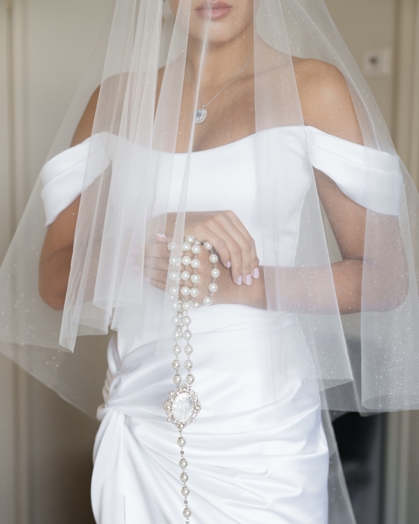 Интервью с невестой: о «Где он, а