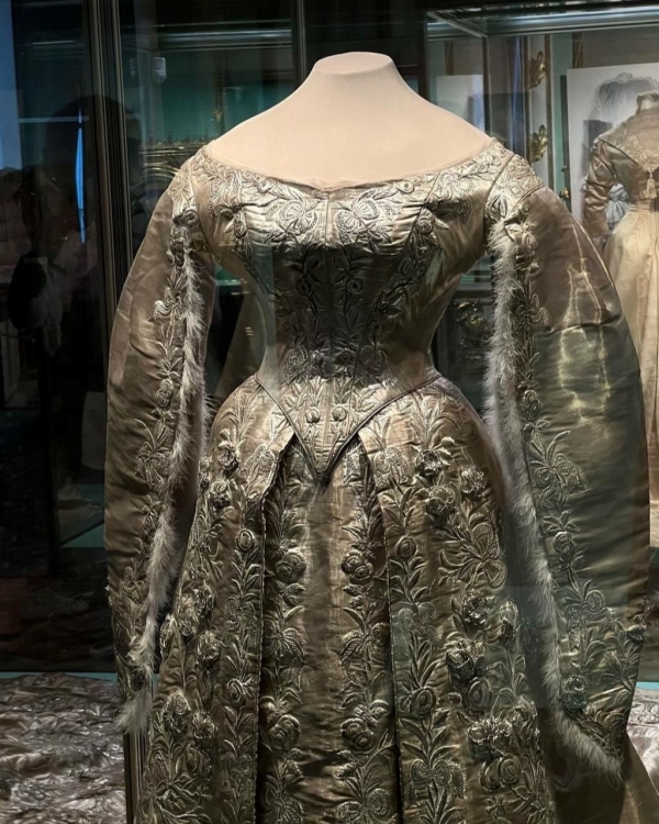 Редкие работы Петрова-Водкина, антология страха и ностальгия