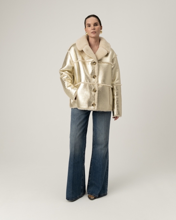 Как носить дубленки этой зимой?