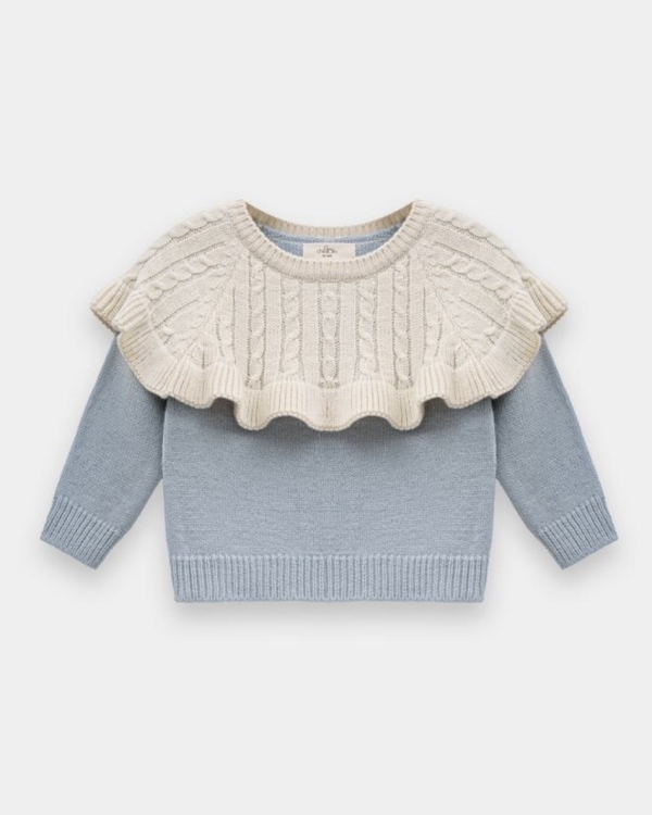 Детский новый год 2025: какую одежду выбрать?