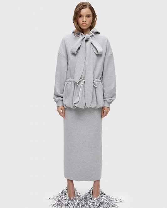 Далеко ходить не надо! Выбираем нарядные образы