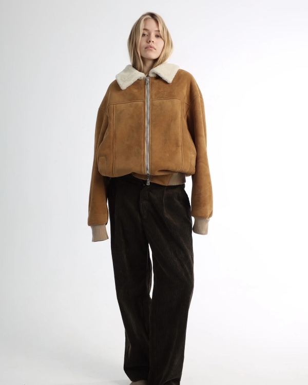 Как носить дубленки этой зимой?