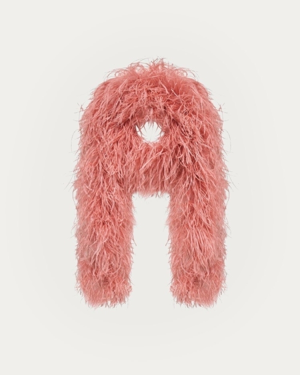 Далеко ходить не надо! Выбираем нарядные образы