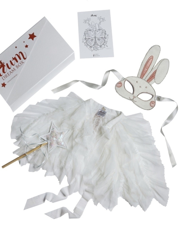 Детский новый год 2025: какую одежду выбрать?