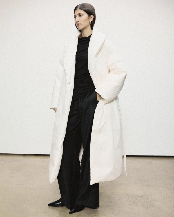 Холодно не будет! 20 модных пуховиков от