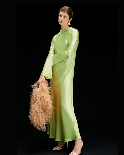 Что надеть гостям на свадьбу зимой?