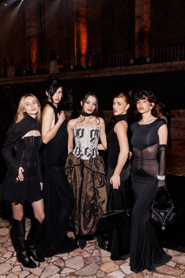 История одного декора: лед, пламя и величие