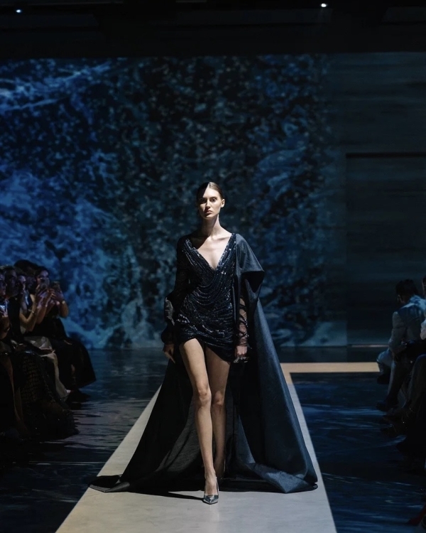 Каким получился первый кутюрный показ Valentin Yudashkin